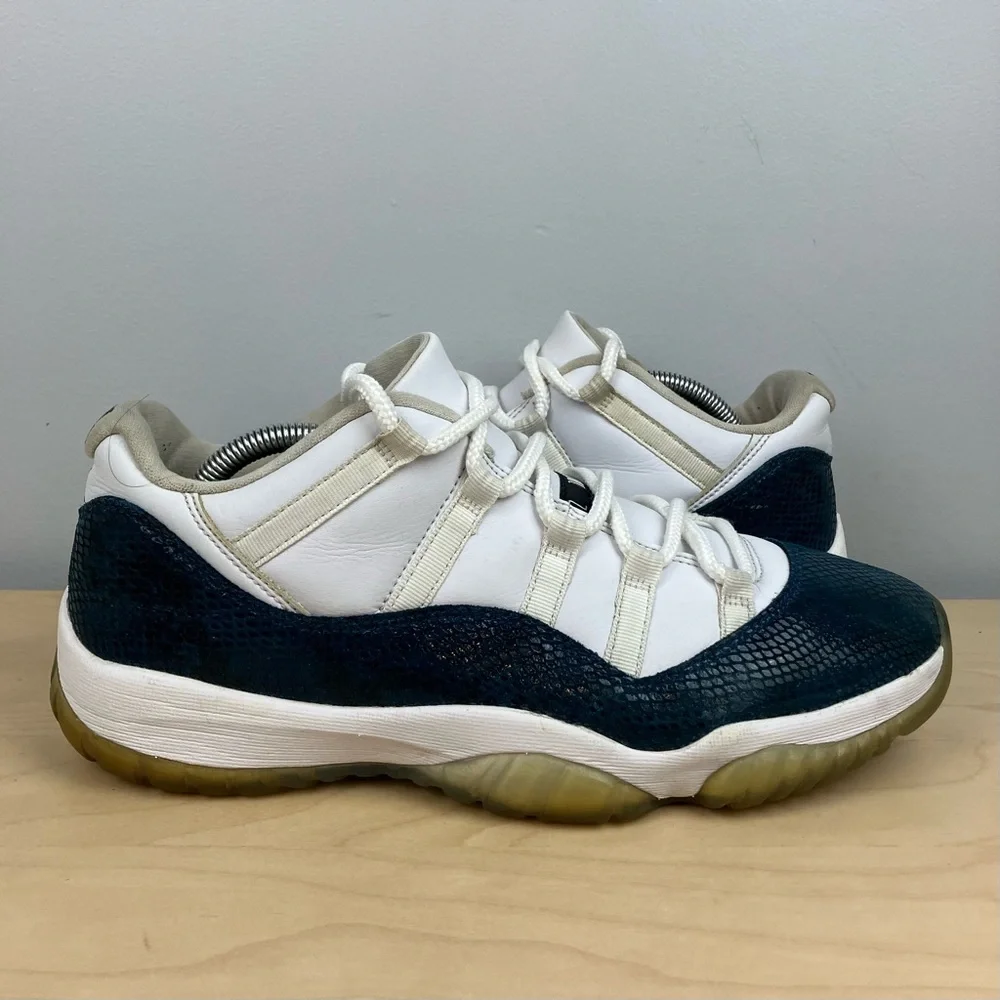 Air Jordan Retro 11 XI Low White Navy Snakeskin Basketball Shoes Men’s Size 11.0